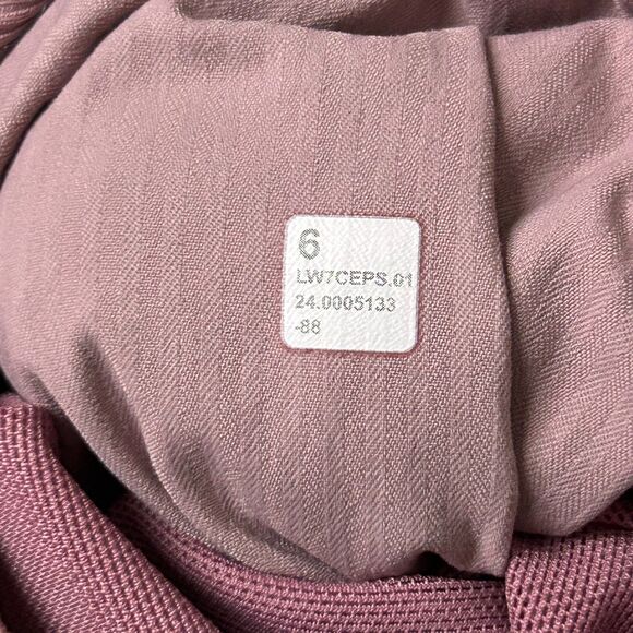 Lululemon Dance Studio High Rise Short in Lavender Lux Size 6 - Picture 5 of 5